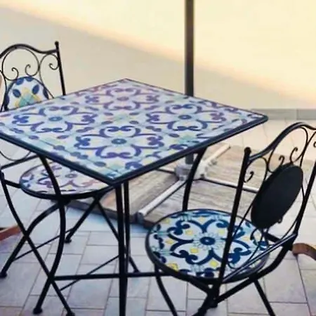 A Terrace For Two 아파트 *
